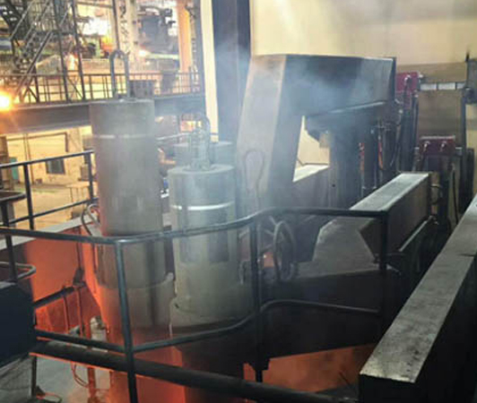 熱烈祝賀我司承建的70噸水平連續(xù)加料電弧爐順利投產